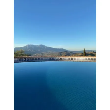 Sunny Hillside Casita In Apartment Guaro